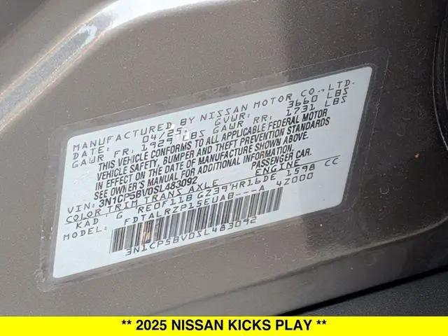 2025 Nissan Kicks S