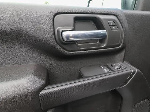 2025 GMC Sierra 2500HD 4WD Regular Cab Long Bed Pro