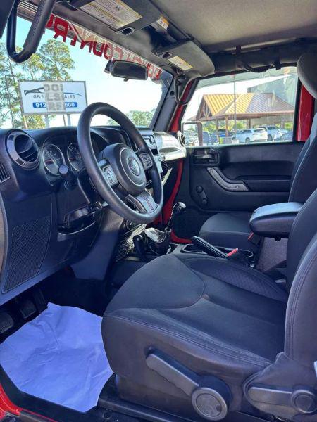 2017 Jeep Wrangler Sport