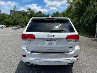 2017 Jeep Grand Cherokee Summit 4x2