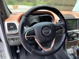2017 Jeep Grand Cherokee Summit 4x2