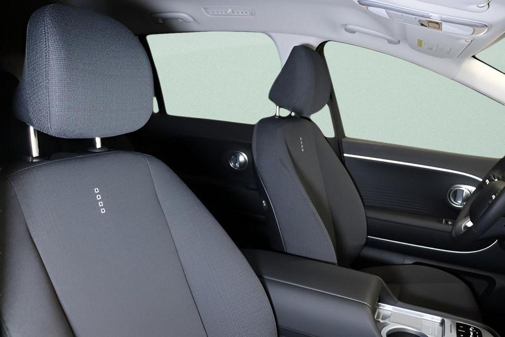 2026 Hyundai IONIQ 9 SE - Photo 12