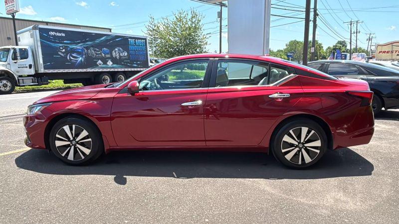 2022 Nissan Altima SV Intelligent AWD