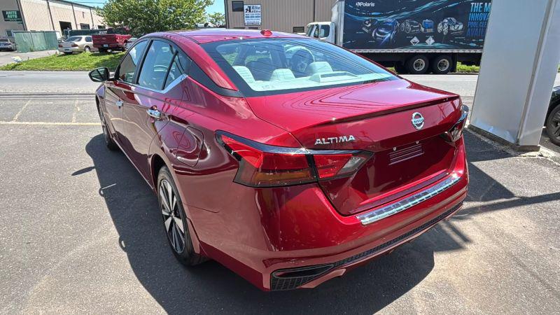 2022 Nissan Altima SV Intelligent AWD