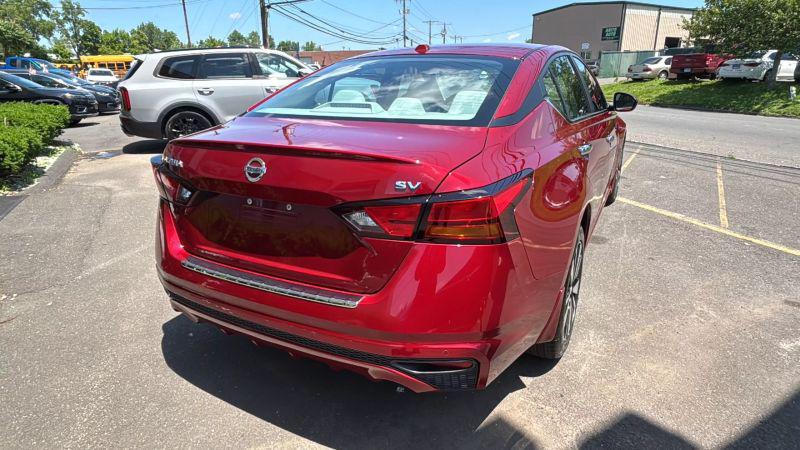 2022 Nissan Altima SV Intelligent AWD