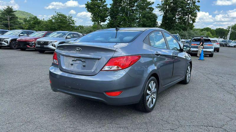 2017 Hyundai Accent Value Edition