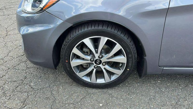 2017 Hyundai Accent Value Edition