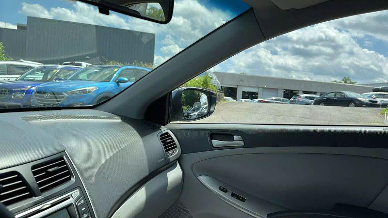 2017 Hyundai Accent Value Edition