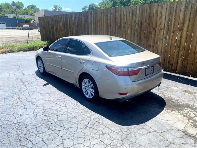 2015 Lexus ES 350 Crafted Line
