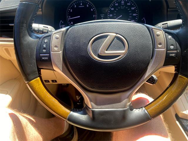 2015 Lexus ES 350 Crafted Line