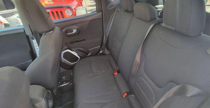 2019 Jeep Renegade Latitude FWD
