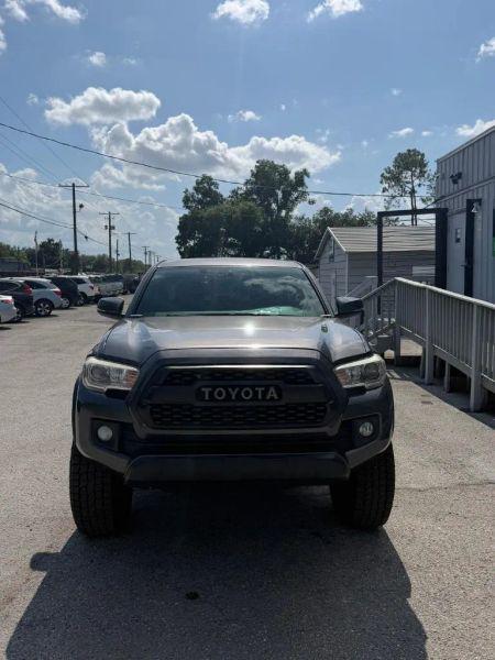 2016 Toyota Tacoma SR V6