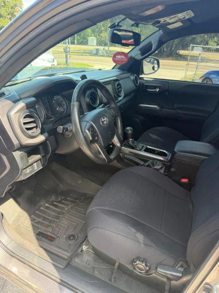 2016 Toyota Tacoma SR V6