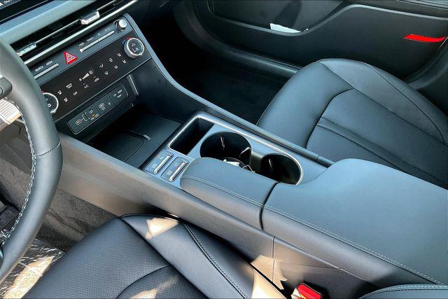 New 2025 Hyundai Sonata Hybrid For Sale in Olive Branch, MS