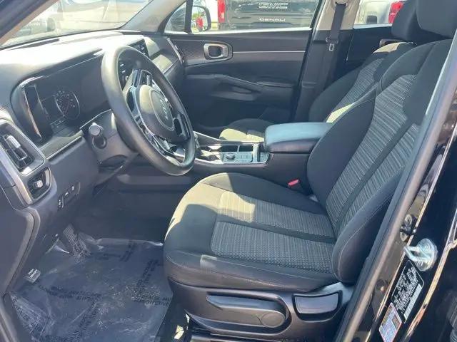 2022 Kia Sorento LX