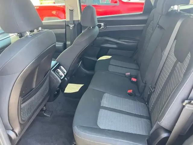 2022 Kia Sorento LX