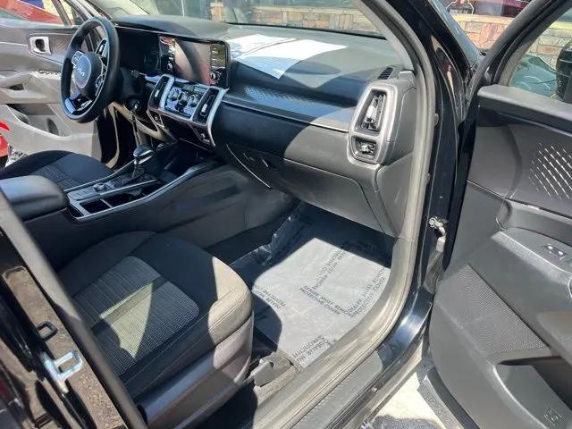 2022 Kia Sorento LX