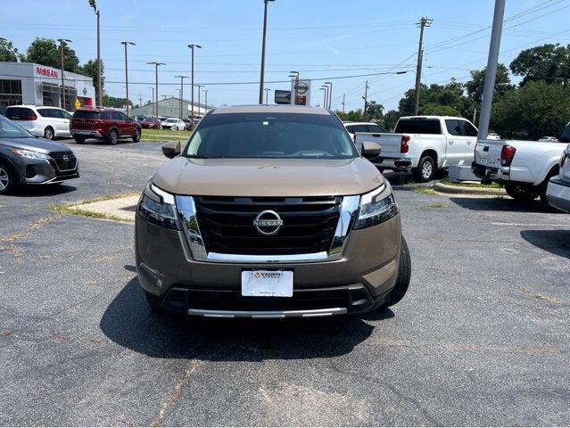 2024 Nissan Pathfinder Platinum FWD