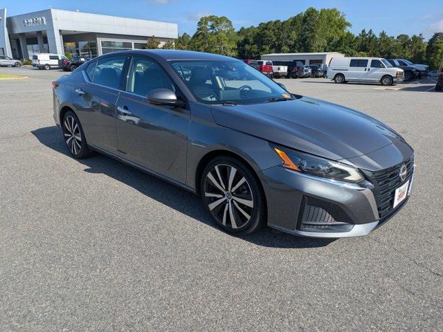 2023 Nissan Altima SL FWD