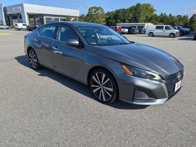 2023 Nissan Altima SL FWD