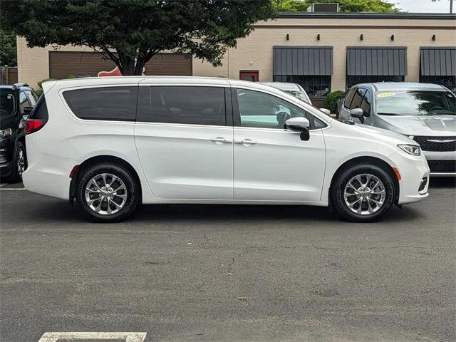 2023 Chrysler Pacifica Touring L AWD