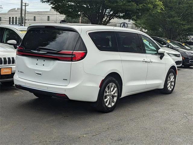 2023 Chrysler Pacifica Touring L AWD