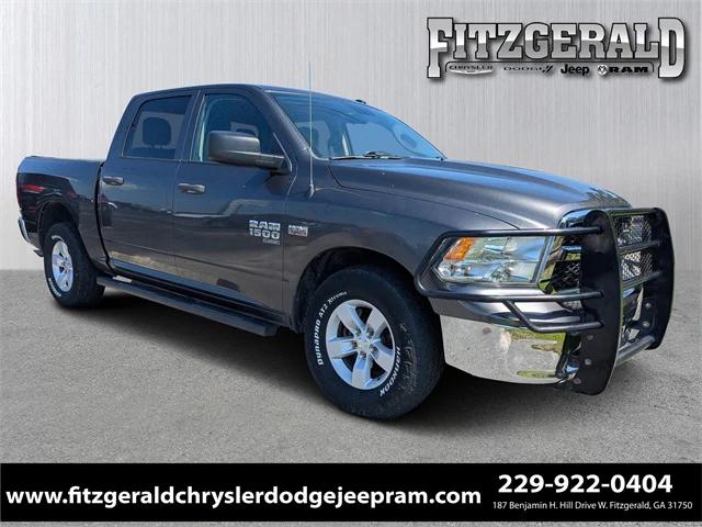 2021 RAM 1500 Classic Tradesman Crew Cab 4x4 57 Box