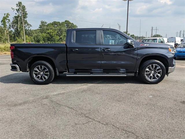 2022 Chevrolet Silverado 1500 4WD Crew Cab Standard Bed LT