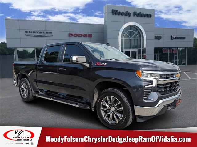 2022 Chevrolet Silverado 1500 4WD Crew Cab Standard Bed LT