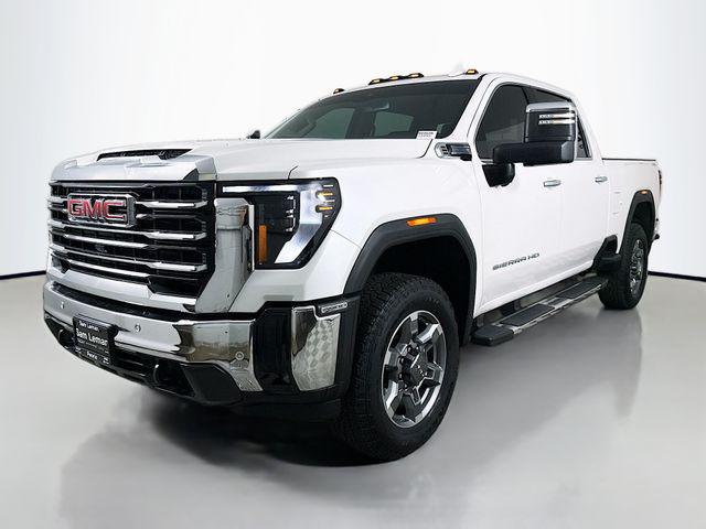 2025 GMC Sierra 2500HD 4WD Crew Cab Standard Bed SLT