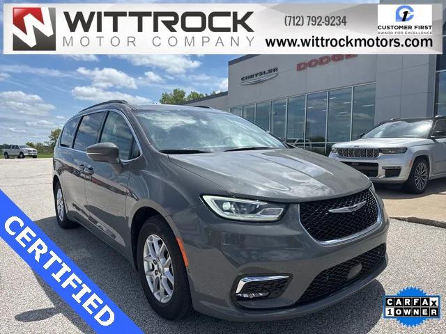 2022 Chrysler Pacifica Touring L