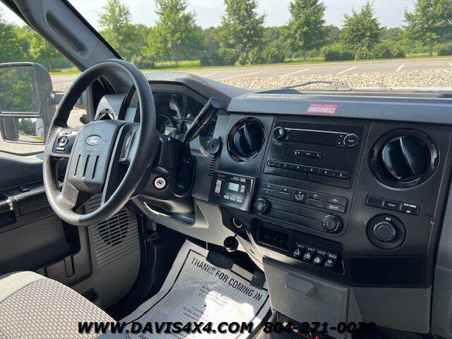 2012 Ford F-550 XL