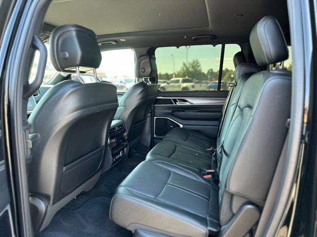 2025 Jeep Wagoneer Series III 4x4