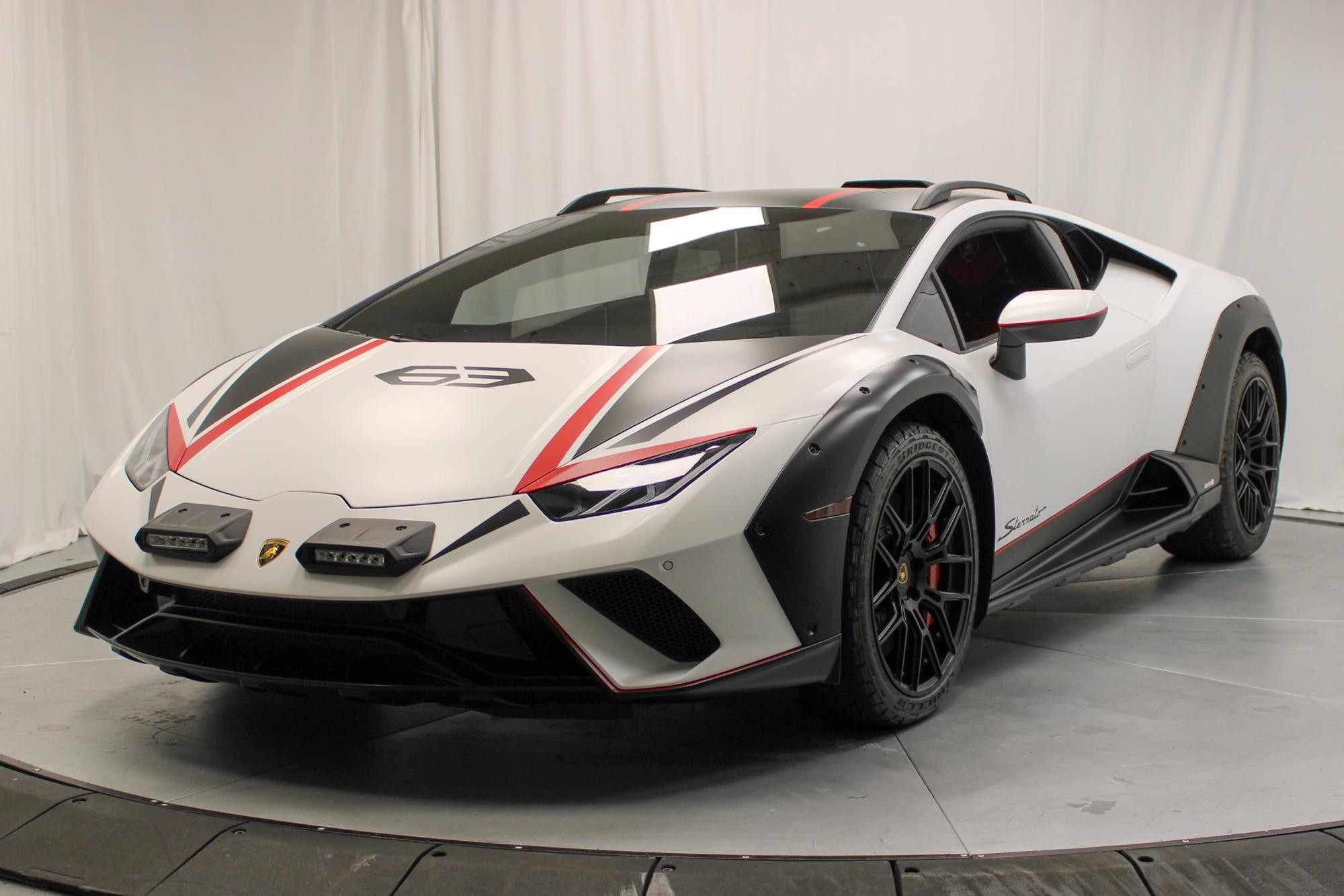 2024 Lamborghini Revuelto photo 3