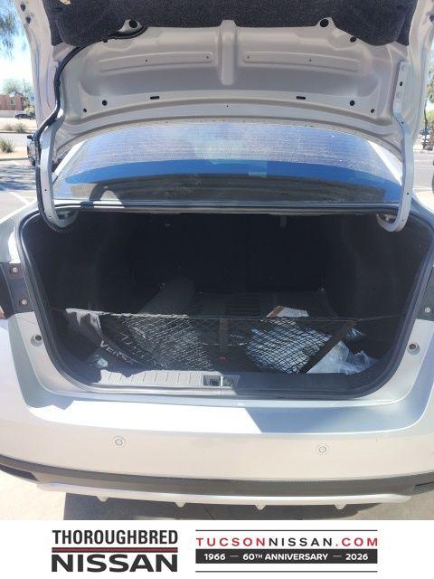 2025 Nissan Versa 1.6 SR