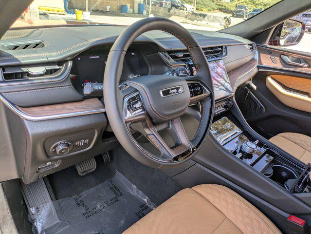2025 Jeep Grand Cherokee GRAND CHEROKEE L SUMMIT 4X4