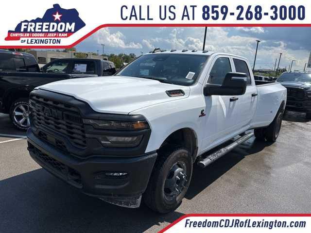2026 RAM Ram 3500 RAM 3500 TRADESMAN CREW CAB 4X4 8 BOX