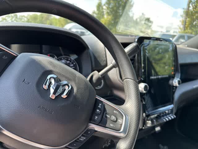 2026 RAM Ram 3500 RAM 3500 TRADESMAN CREW CAB 4X4 8 BOX