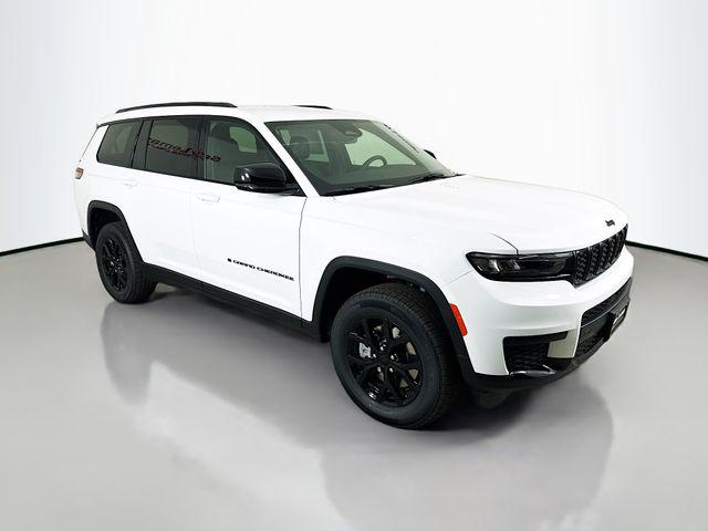 2025 Jeep Grand Cherokee GRAND CHEROKEE L ALTITUDE 4X4