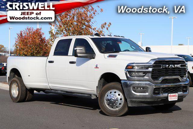 2026 RAM Ram 3500 RAM 3500 TRADESMAN CREW CAB 4X4 8 BOX