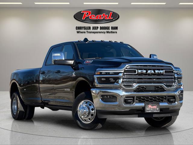 2026 RAM Ram 3500 RAM 3500 LARAMIE CREW CAB 4X4 8 BOX