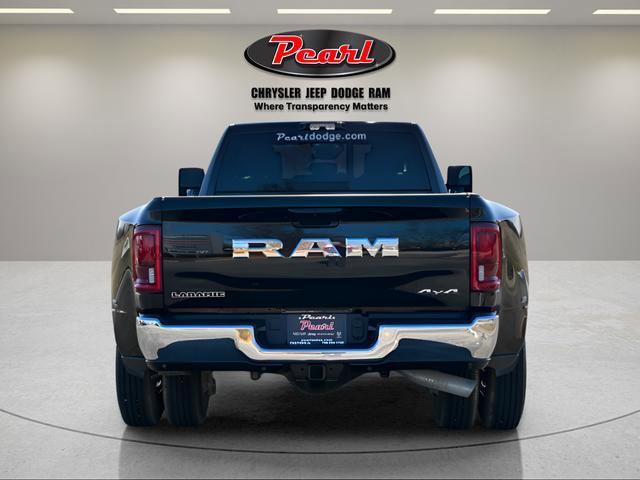 2026 RAM Ram 3500 RAM 3500 LARAMIE CREW CAB 4X4 8 BOX