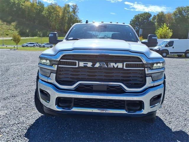 2026 RAM Ram 4500 Chassis Cab RAM 4500 TRADESMAN CHASSIS CREW CAB 4X4 60 CA 2026 RAM Ram 4500 Chassis Cab RAM 4500 TRADESMAN CHASSIS CREW CAB 4X4 60 CA