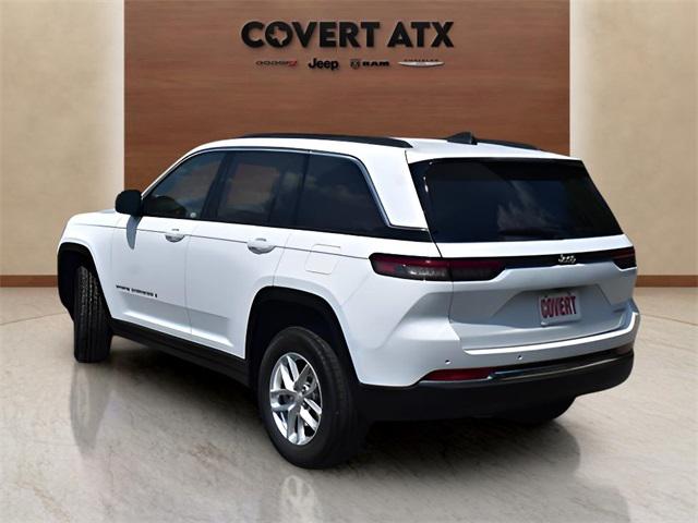 2025 Jeep Grand Cherokee GRAND CHEROKEE LAREDO X 4X2