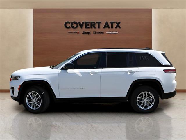 2025 Jeep Grand Cherokee GRAND CHEROKEE LAREDO X 4X2