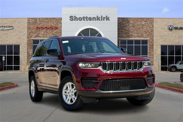 2025 Jeep Grand Cherokee GRAND CHEROKEE LAREDO 4X2