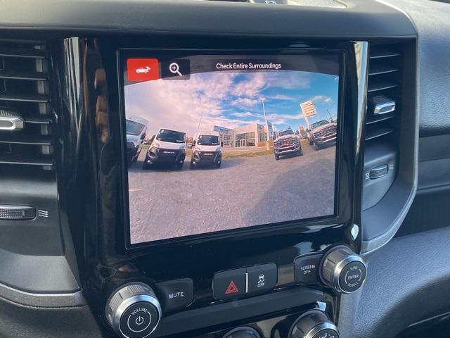 2026 RAM Ram 5500 Chassis Cab RAM 5500 TRADESMAN CHASSIS CREW CAB 4X4 60 CA 2026 RAM Ram 5500 Chassis Cab RAM 5500 TRADESMAN CHASSIS CREW CAB 4X4 60 CA