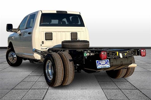 2026 RAM Ram 3500 Chassis Cab RAM 3500 TRADESMAN CREW CAB CHASSIS 4X4 60 CA