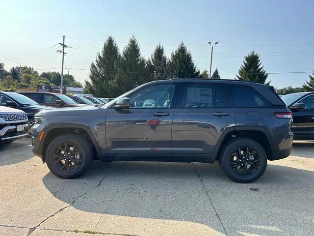 2025 Jeep Grand Cherokee Altitude X 4x4