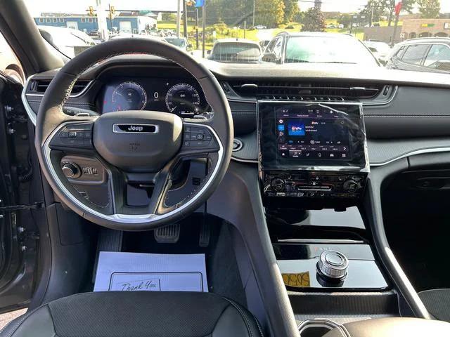2025 Jeep Grand Cherokee Altitude X 4x4